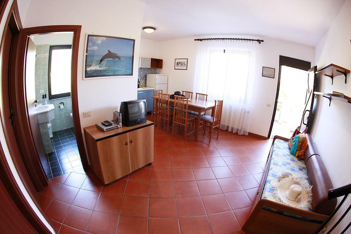 Elba Vip Aparthotel Porto Azzurro Bagian luar foto